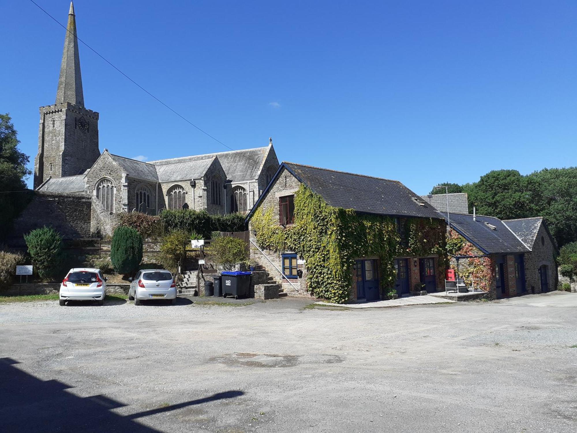 Hotel The Ivy Barn Holbeton Exterior foto